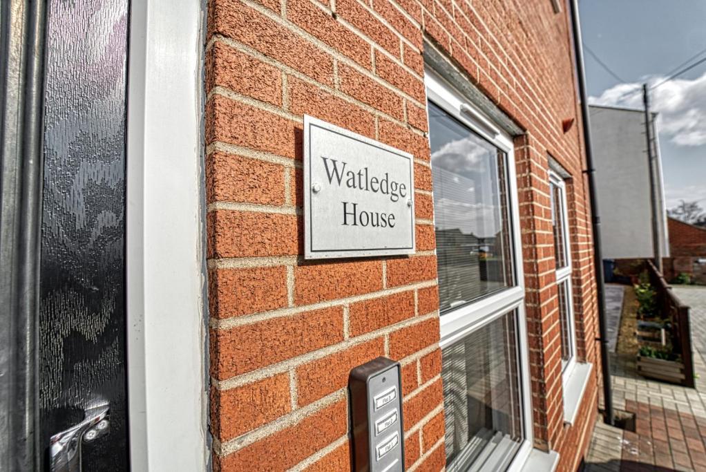 Guest Homes - Watledge House Apartment Tewkesbury Exterior photo